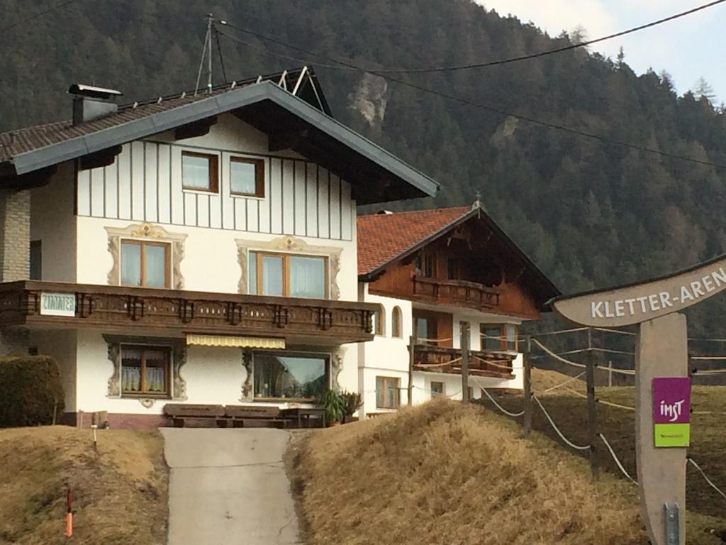 Haus Scholl Bed & Breakfast Nassereith Dış mekan fotoğraf