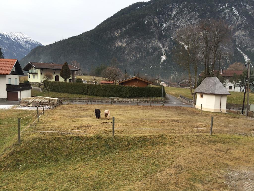 Haus Scholl Bed & Breakfast Nassereith Dış mekan fotoğraf