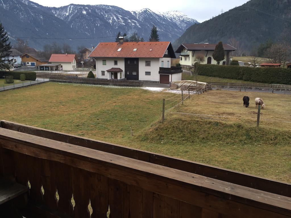 Haus Scholl Bed & Breakfast Nassereith Dış mekan fotoğraf