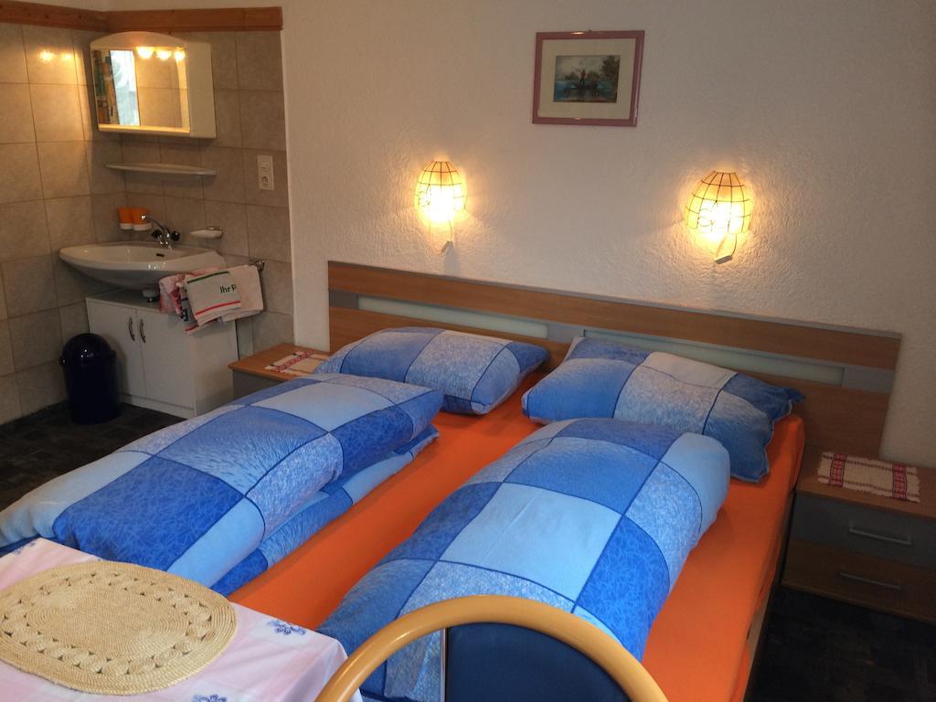 Haus Scholl Bed & Breakfast Nassereith Oda fotoğraf